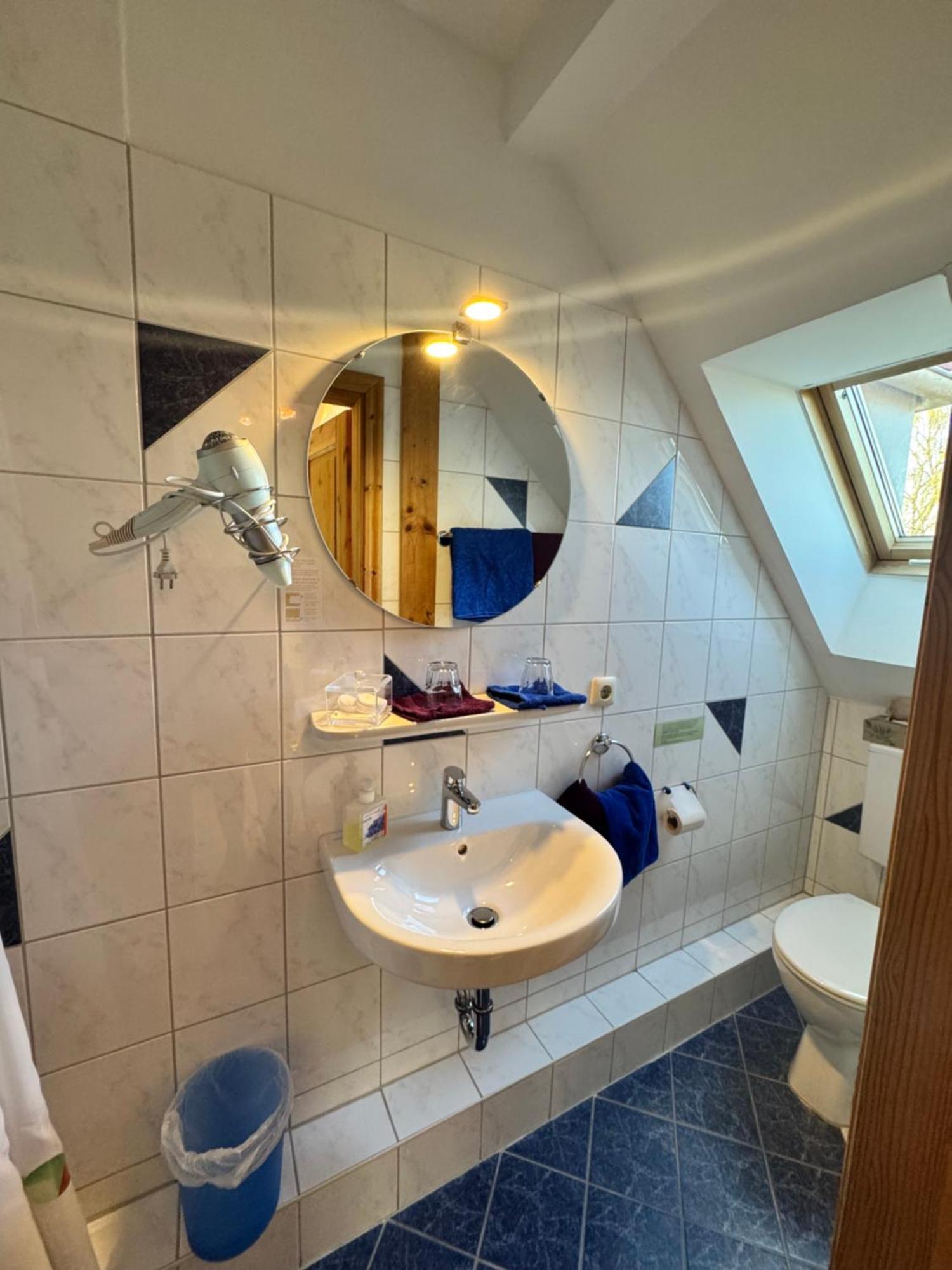 Hotel Gruenwald أنسباخ المظهر الخارجي الصورة