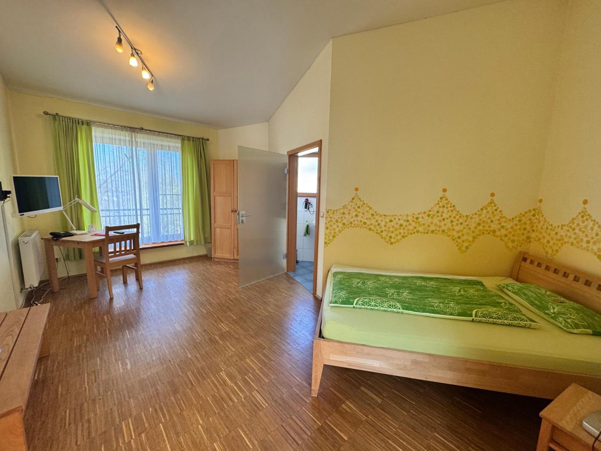 Hotel Gruenwald أنسباخ المظهر الخارجي الصورة